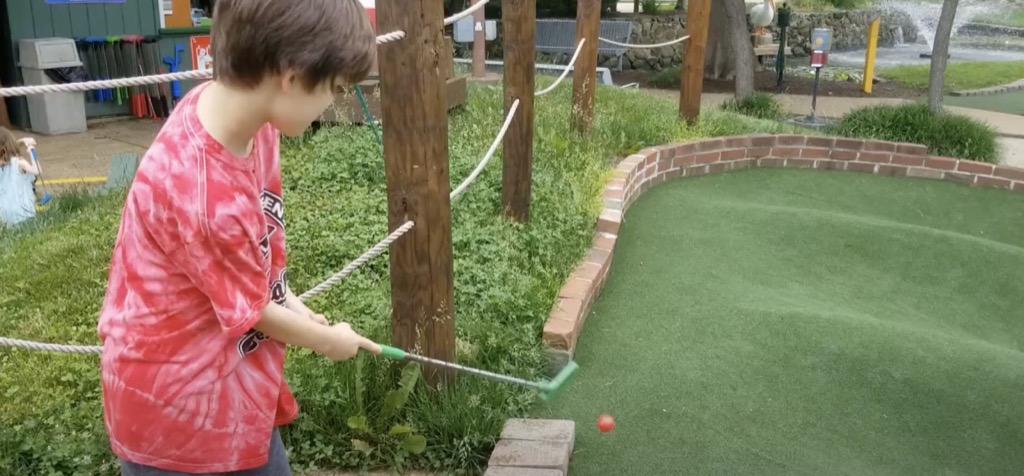 putt-putt mini golf in Upton Hills Park in Arlington